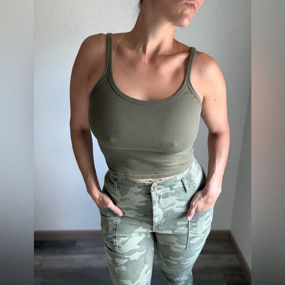 Hollister Camo Jogger Ultra High Rise Banded Ankle Pants Small - Picture 5 of 12